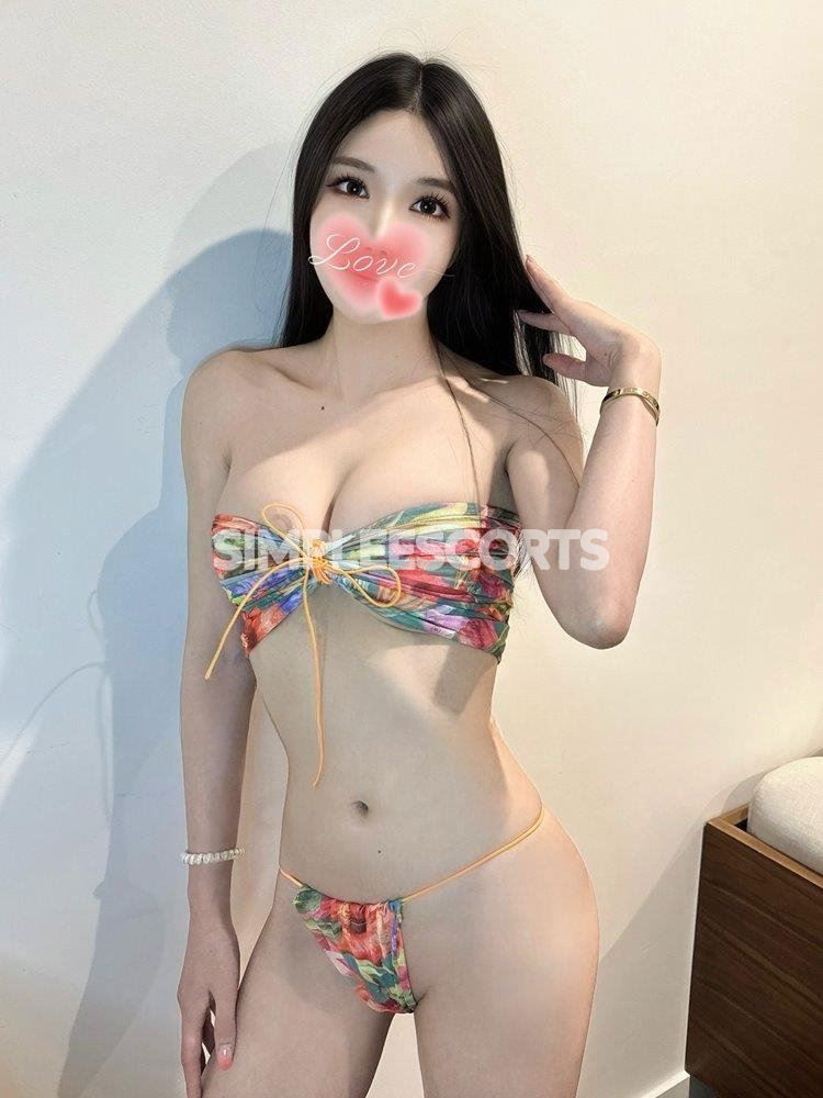 🇨🇳 Chinese Escorts in Knox: 466786084 - Youthful, Playful and Attractive, Mischievous Uni girl