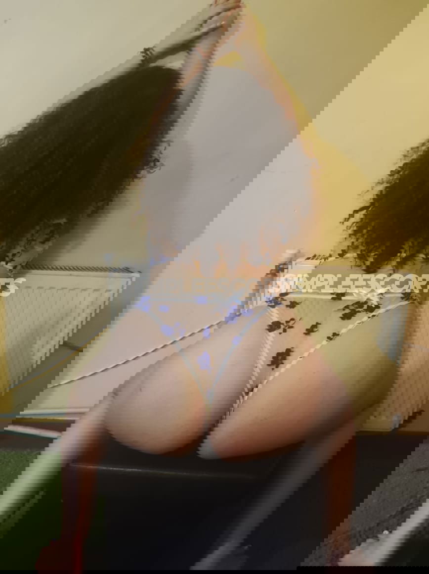 Escorts 🇨🇱 Chilena en Temuco: 927629831 - Antonia rica culona regalona me gusta de todo el sexo duro 